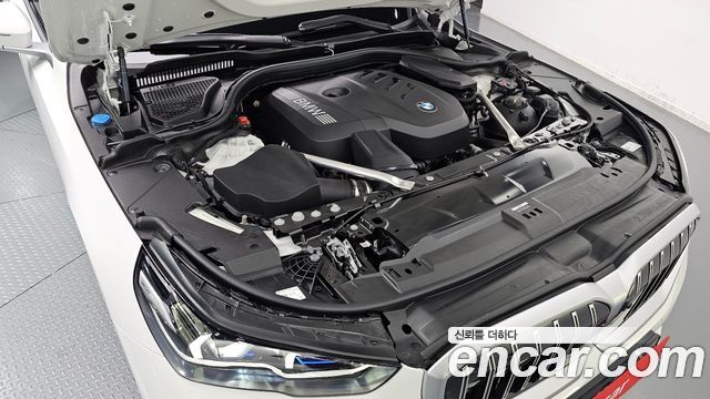 BMW 5-Series 2025 — photo 6