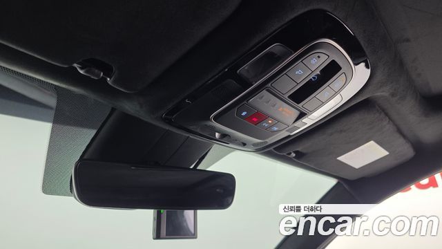 Hyundai Santafe 2022 — photo 17