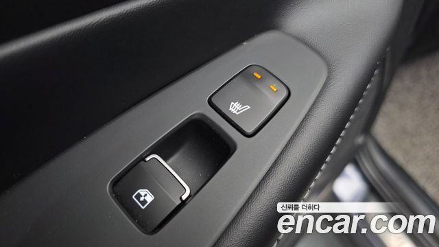 Hyundai Santafe 2022 — photo 18