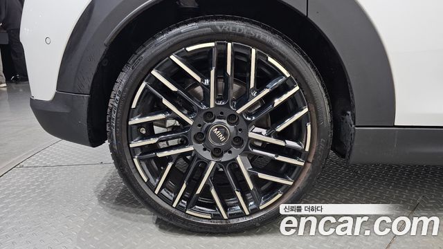 Mini Cooper 2025 — photo 5