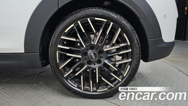Mini Cooper 2025 — photo 7