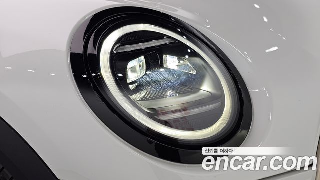Mini Cooper 2025 — photo 8
