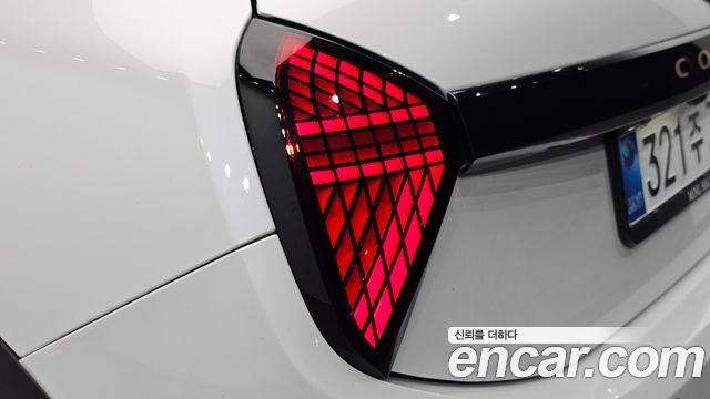 Mini Cooper 2025 — photo 9