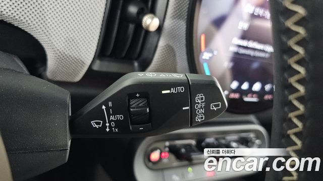 Mini Cooper 2025 — photo 30