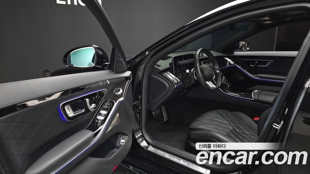 Mercedes-Benz S-Class 2024 — photo 13