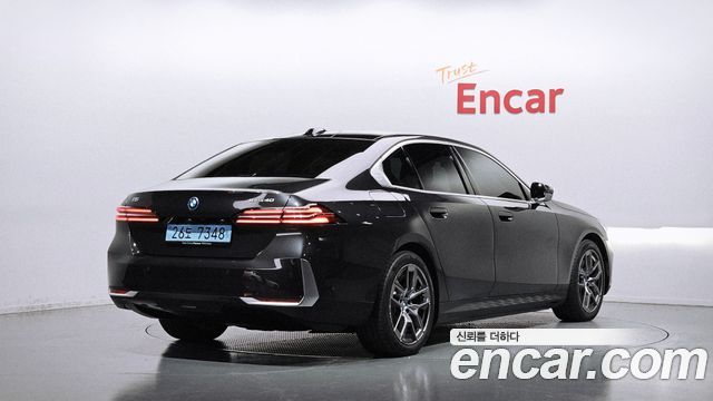 BMW i5 2025 — photo 2