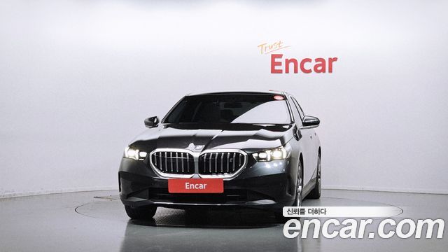 BMW i5 2025 — photo 3