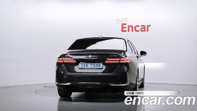 BMW i5 2025 — photo 4