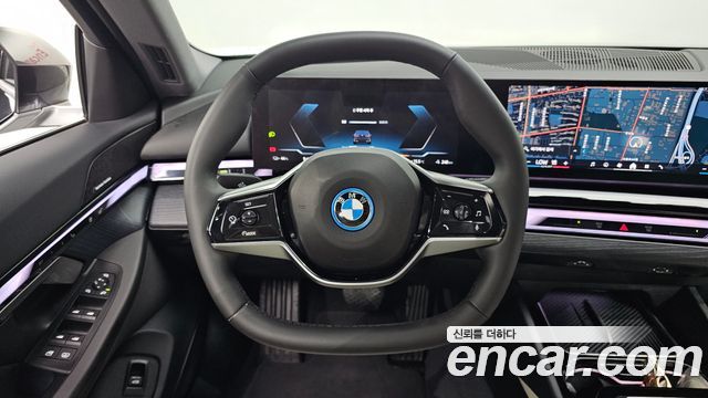 BMW i5 2025 — photo 18