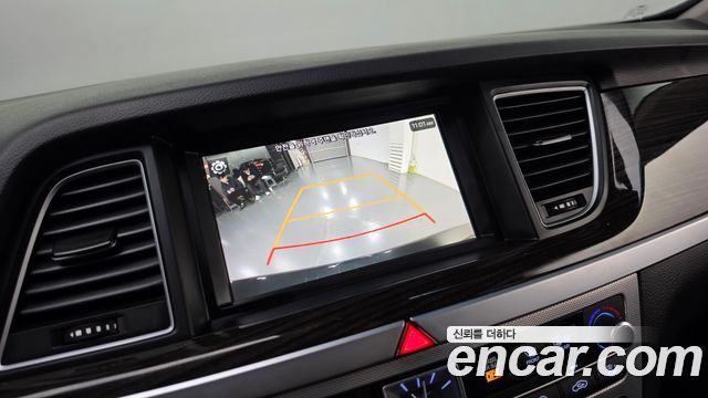 Genesis G80 2019 — photo 20