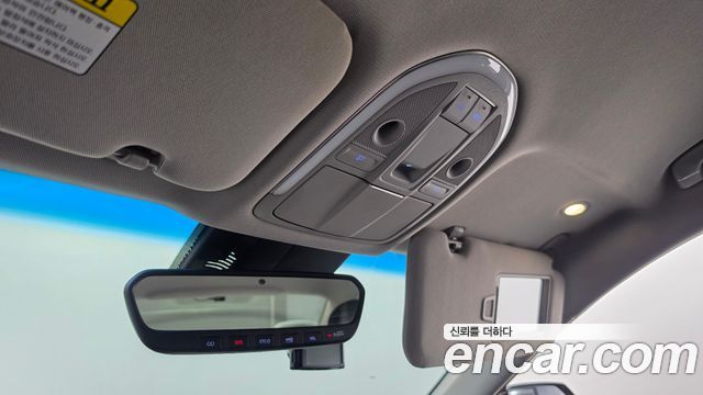 Genesis G80 2019 — photo 23
