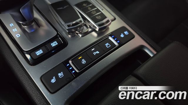 Genesis G80 2019 — photo 30