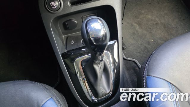 Renault Korea QM3 2015 — photo 9