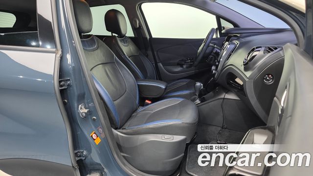 Renault Korea QM3 2015 — photo 11