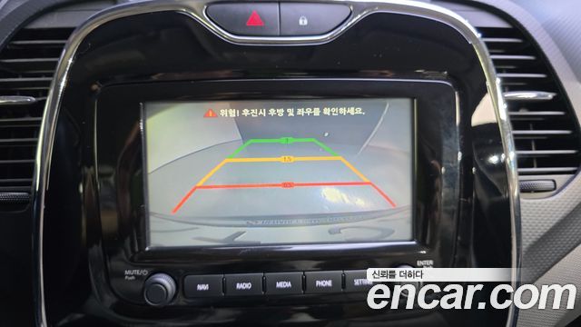 Renault Korea QM3 2015 — photo 15
