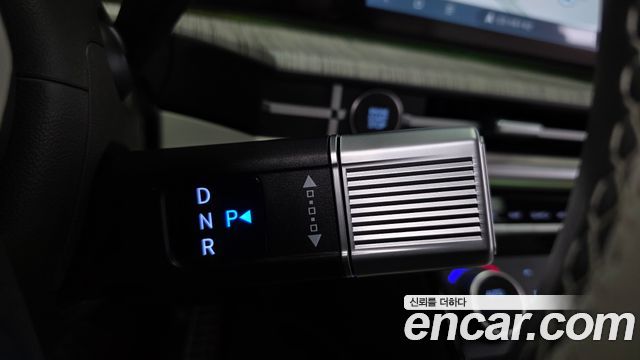 Hyundai Santafe 2024 — photo 12