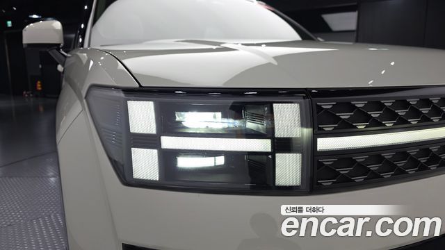 Hyundai Santafe 2024 — photo 8