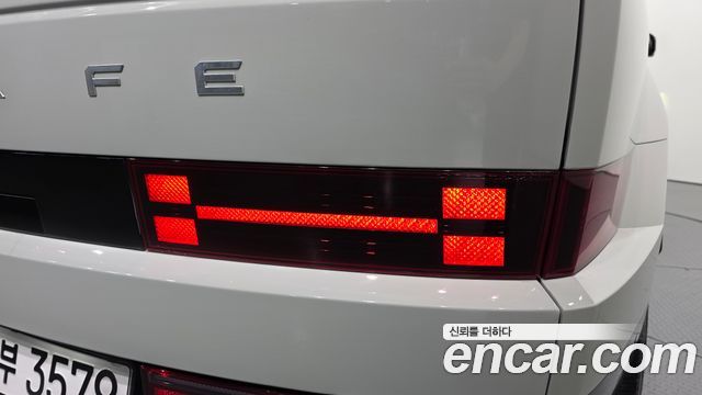 Hyundai Santafe 2024 — photo 9