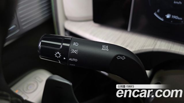 Hyundai Santafe 2024 — photo 29
