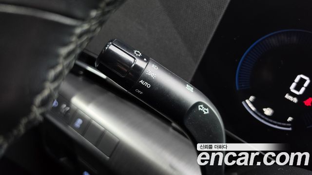 Hyundai Kona 2023 — photo 20