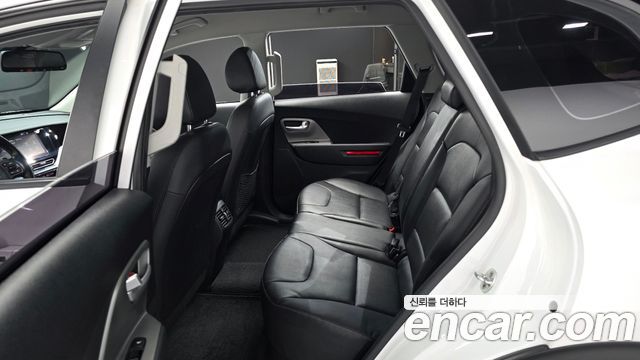 Kia Niro 2023 — photo 18