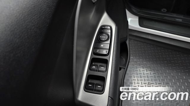 Kia Niro 2023 — photo 24