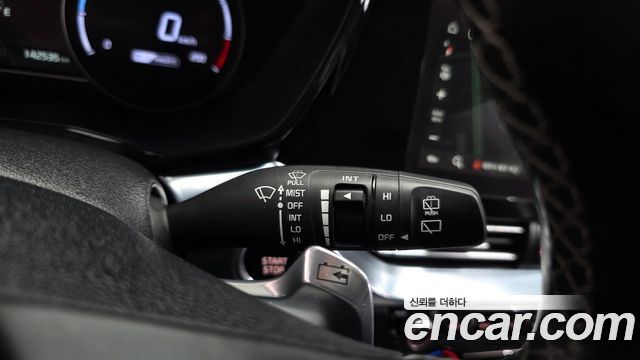 Kia Niro 2023 — photo 29