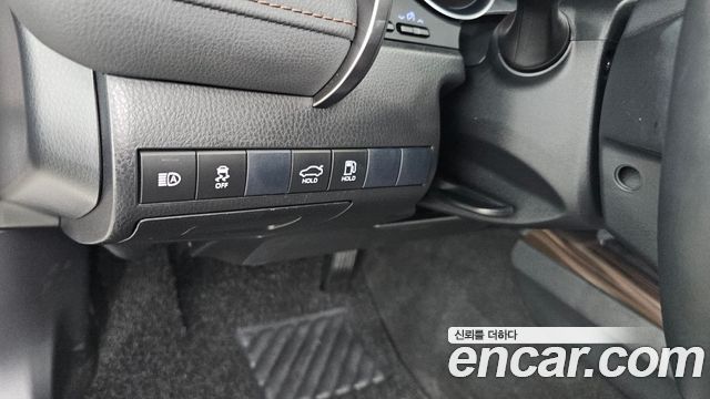 Toyota Camry 2019 — photo 23