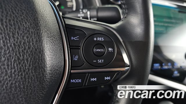 Toyota Camry 2019 — photo 27
