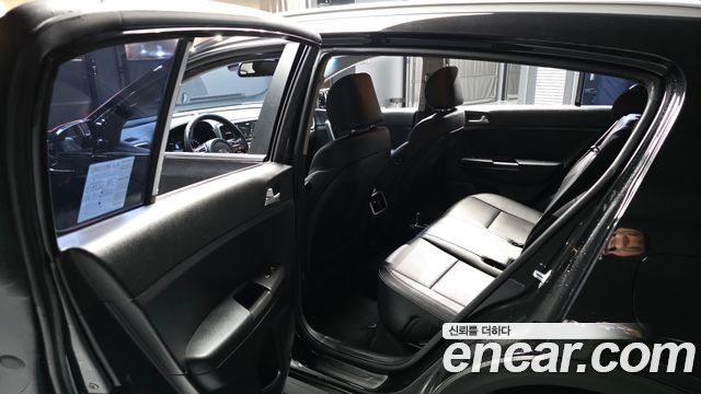 Kia Sportage 2019 — photo 16