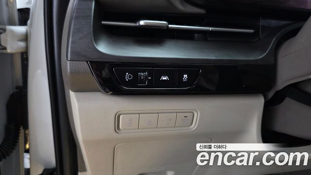 Kia Canival 2021 — photo 18