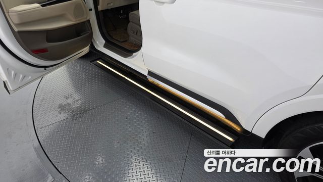 Kia Canival 2021 — photo 20