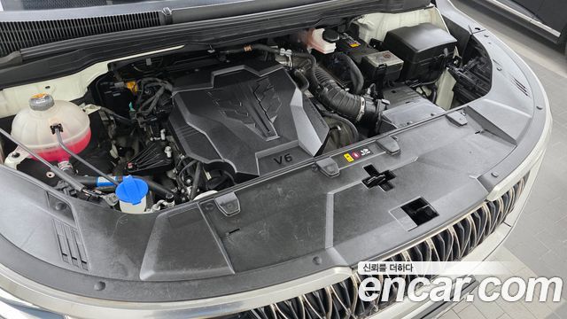 Kia Canival 2023 — photo 6