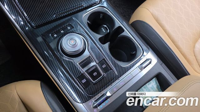 Kia Canival 2023 — photo 12