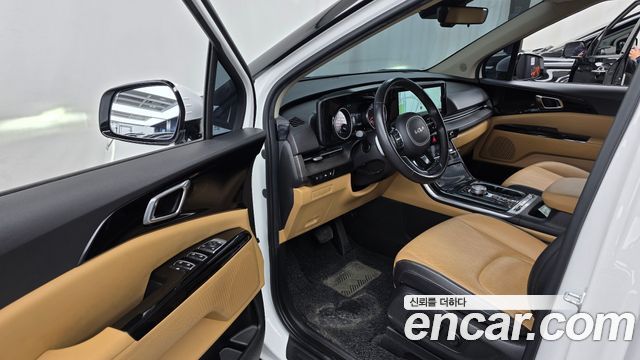 Kia Canival 2023 — photo 13