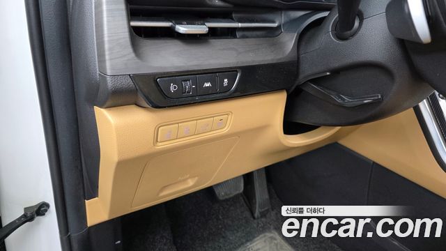 Kia Canival 2023 — photo 24