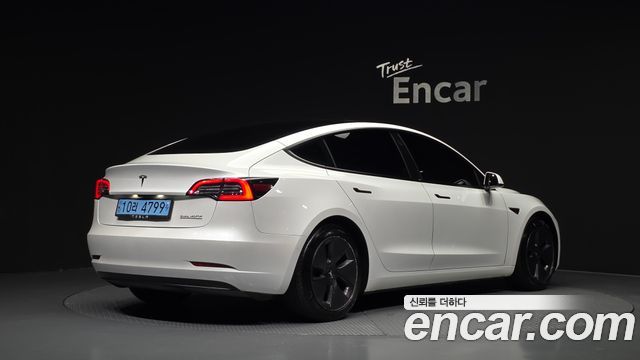 Tesla Model 3 2021 — photo 2