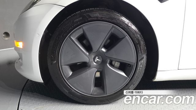 Tesla Model 3 2021 — photo 5