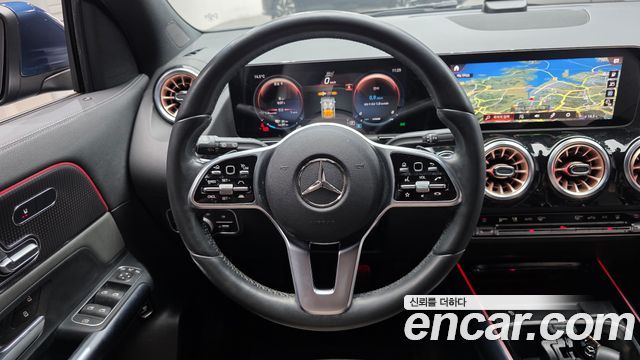 Mercedes-Benz EQA 2022 — photo 13