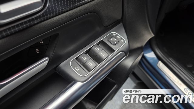 Mercedes-Benz EQA 2022 — photo 14