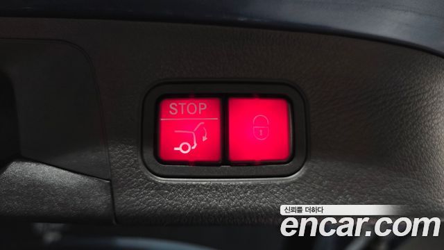 Mercedes-Benz EQA 2022 — photo 16