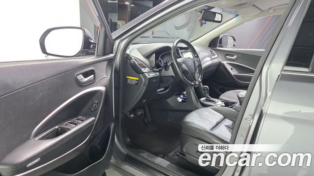 Hyundai Santafe 2016 — photo 10