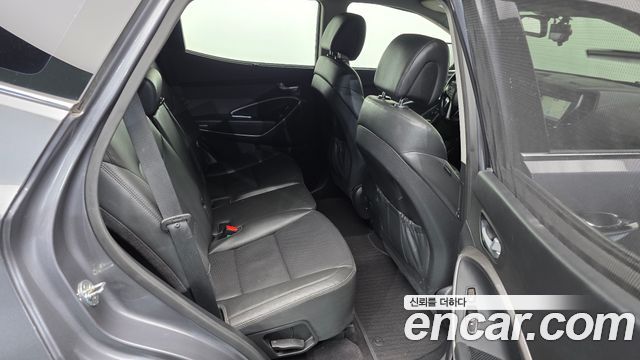 Hyundai Santafe 2016 — photo 12