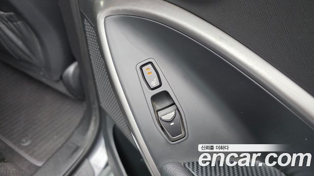 Hyundai Santafe 2016 — photo 19