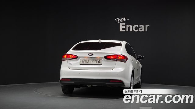 Kia K3 2016 — photo 4