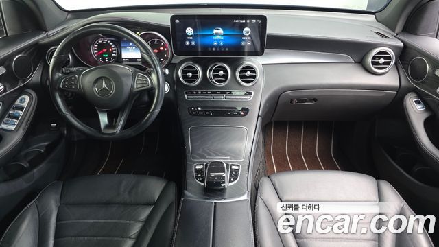 Mercedes-Benz GLC-Class 2016 — photo 7