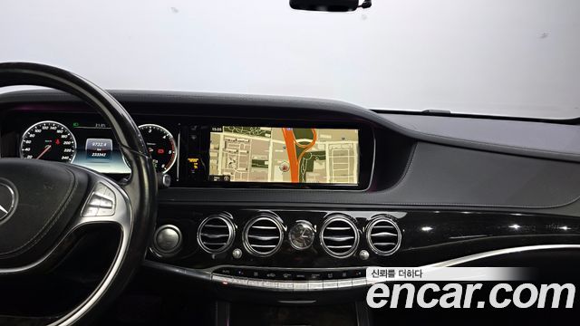 Mercedes-Benz S-Class 2015 — photo 14