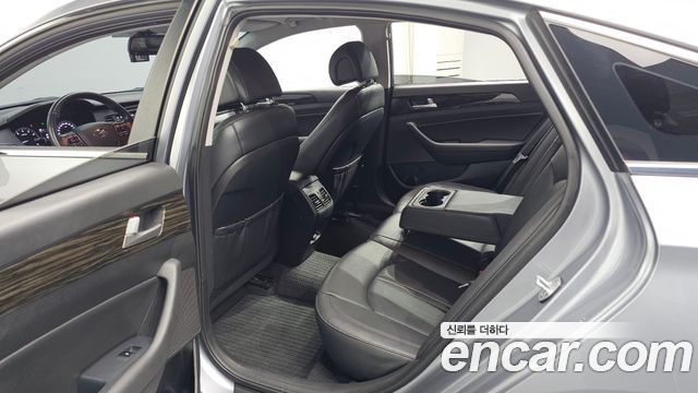 Hyundai Sonata 2017 — photo 17