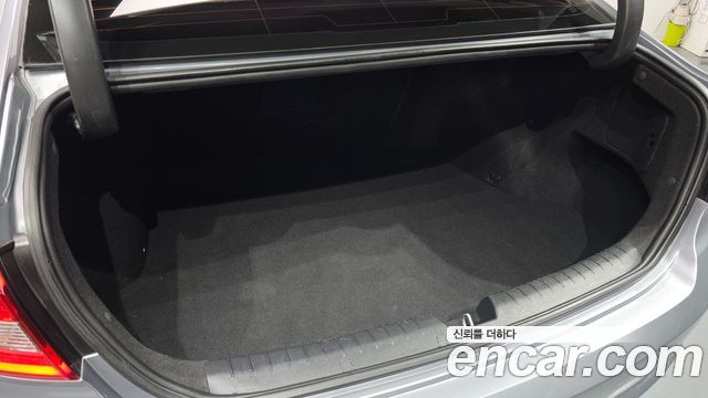 Hyundai Sonata 2017 — photo 30