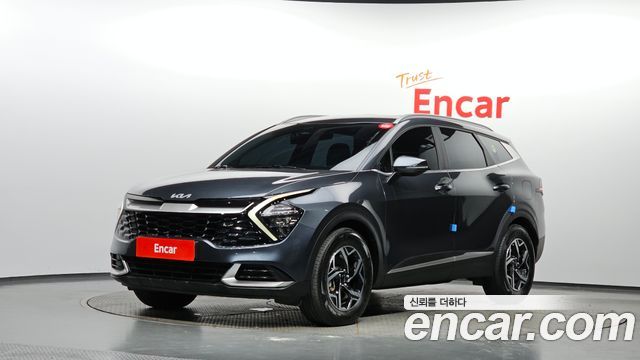 Kia Sportage 2023 — photo 1